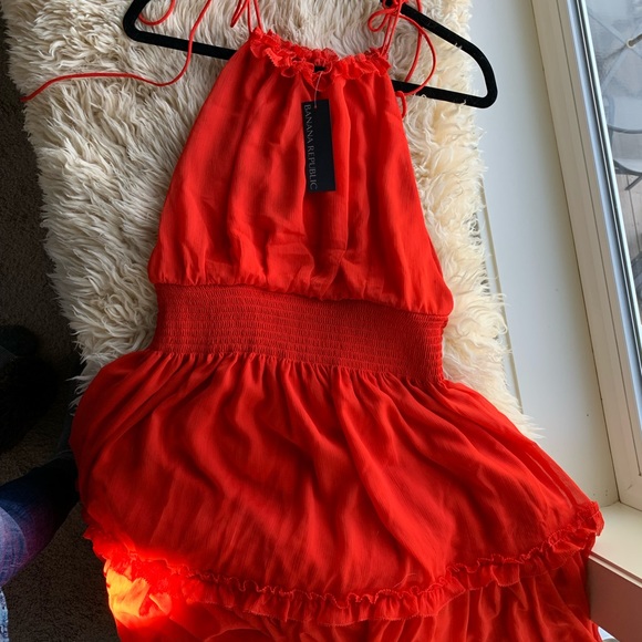 Stunning Banana Republic red chiffon dress, new with tags - Picture 3 of 4